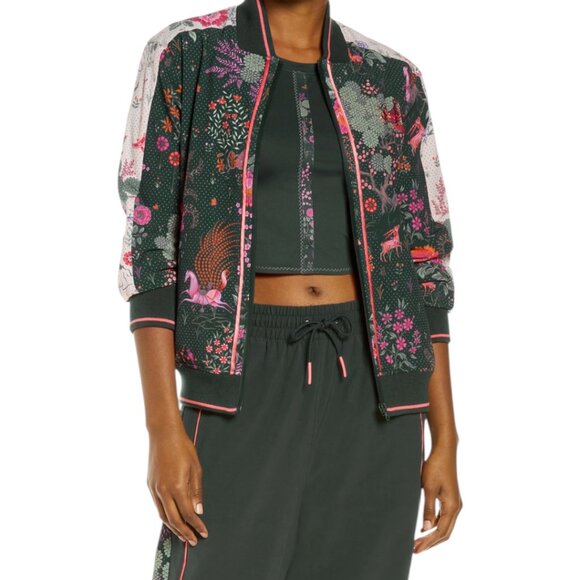 Puma x Liberty London Green Floral Animal Print Track Athletic Jacket Size Large - Picture 2 of 12